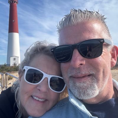 fbomb08055's profile picture. 