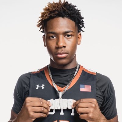 Ronald(Tre)Willis class of 2026(3.1GPA) hight :6'5weight; 200/varsity basketball team//Hutto//#512-576-9230//. Tre-stacks@hotmail.com