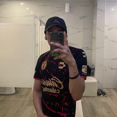 Araujo me regreso a la depresiónさんのプロフィール画像