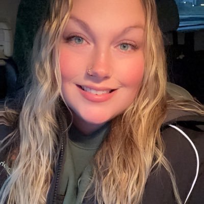 Kaylaaa_25's profile picture. CORGI MOM 🥰 • HUSKERS 🏈🏐 •  #RaiseHail