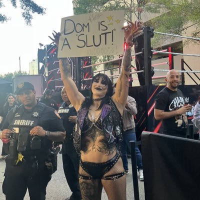 itz_yaboi_dom's profile picture. Doms the name, thottin’ is the game.