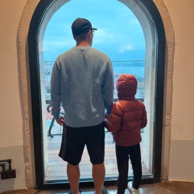ChayotIngaram's profile picture. A father, finance enthusiast, and a lifelong learner.