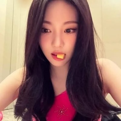 illitified's profile picture. 