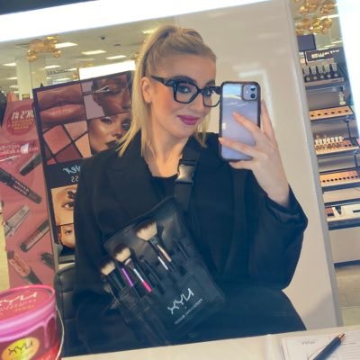prev Art Director. Full time creative. Freelance MUA for NYX. Business owner based in Sister Brows Salon, Liverpool.