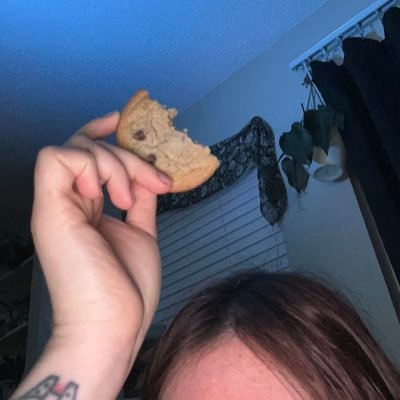 jen_rawr_'s profile picture. she/her