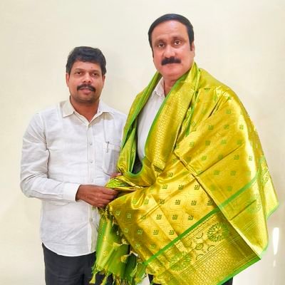 பாமக தலைவர் மருத்துவர் #அன்புமணிராமதாஸ் வழியில்...
#தமிழன்
#நெய்வேலிகாரன்
#முருகன்_பக்தன்🦚
#வடக்குத்து_இரா_ரவிச்சந்திரன்_தம்பி
#CSK
#Thala_Dhoni_Rasikan💛