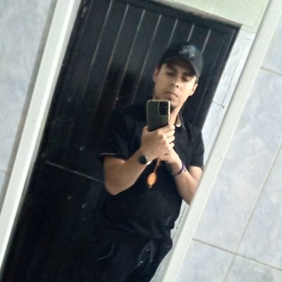 Salvador1942181's profile picture. 