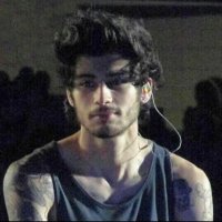 tyska ;3 MET ZAYN (@1ittl3fr34k) 's Twitter Profile