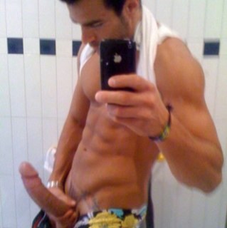 thenewkid789's profile picture. in need a new lover @pornbloggerxxx lie about our love