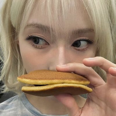 yuharasm's profile picture. cold as winter, bright as the stars, kim minjeong (2001)