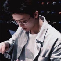 白 (@_yxungwxnmin) 's Twitter Profile