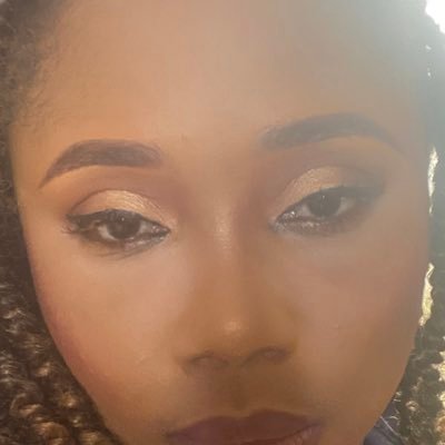 😃 Woman of Yahweh | Catholic | Nwa-042 | Conservative | COREN | Energy Policy| Traveller | Coffee |Home maker| Good governance | Alumna @sheffielduni .