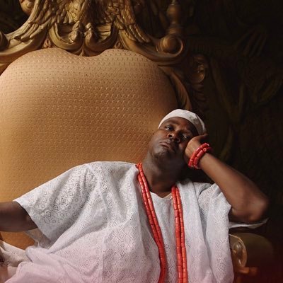 FavouredTA's profile picture. A  girl with expensive taste 🇳🇬🇬🇧🇮🇪