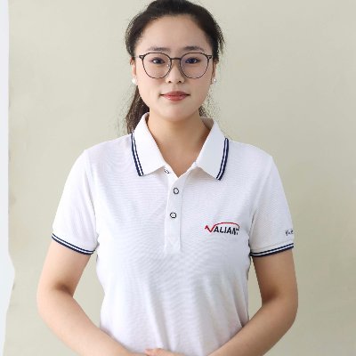 Angela332178084's profile picture. 