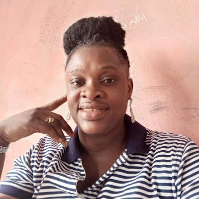 Phoeb1988's profile picture. 