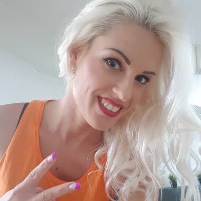 karendoyle266's profile picture. 