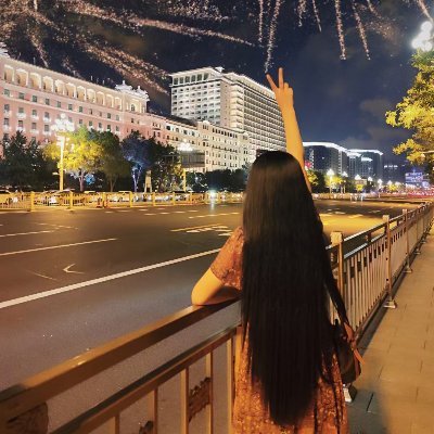 hhu1827781's profile picture. Welcome to Da Mei Xinjiang，爱拍摄，爱旅游的女孩