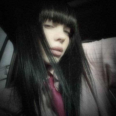 al0velyg1rl's profile picture. I don't need to breathe when you look at me, all I see is green - bittersuite | fan account