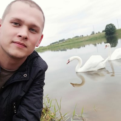 vinakhodau's profile picture. 