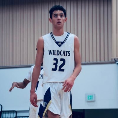 OHHS ‘26 | 6’3” 155 lbs Guard | 3.79 GPA | xgochoa32@gmail cell: 360-320-2180