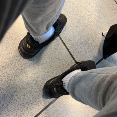 Biileldz3's profile picture. 20 ans et là pour soumettre des ptites kehba 👀🤣  les moneyslaves venez me dm bande de putes 🐶