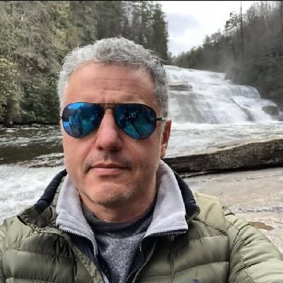 RealEric22's profile picture. 