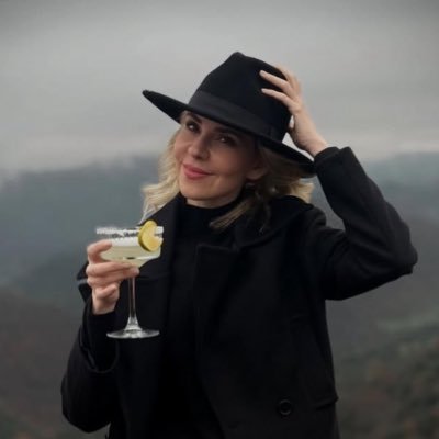 OyaokarTv's profile picture. Çok seviyorum… 🫶🏻