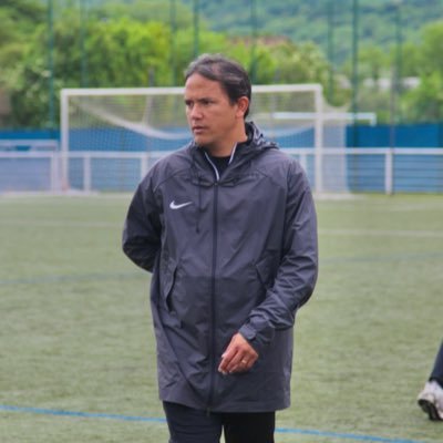 📍Grenoble, France ⚽️ Coach chez le @GF38_Officiel 🌴 Ancien Footballeur Professionnel