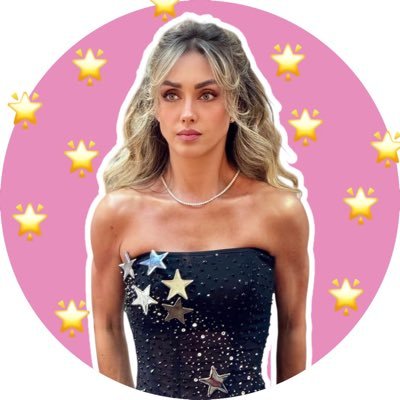 anahinspired's profile picture. 20 años siendo fan de @Anahi ❤️