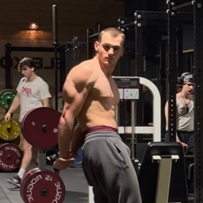 Personal trainer|Nutritionist|Sport science| Bodybuilding|ILMFiancé