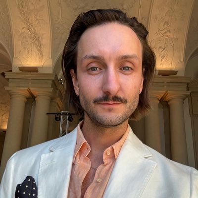 imErnst_'s profile picture. 