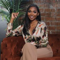 Life Coach🤍 (@pokahunnit) 's Twitter Profile