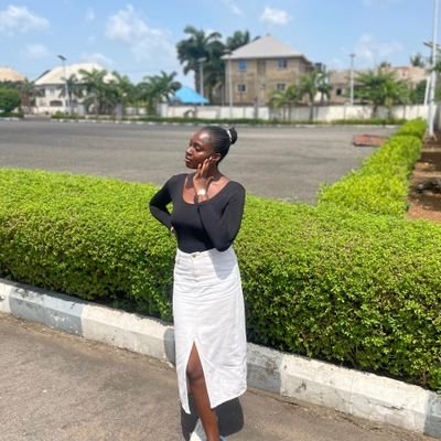 thedesign_nurse's profile picture. Designing care,one pixel at a time | Nurse & UI Designer...