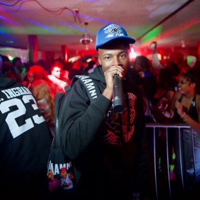 Fort Worth 🎱💫🏁 🎬 💰🤞🏿| 👻Ksalone5 | #llgranny🕊💔
TAKEØVERDFW🌐CEO🤯🚀💫 @takeoverdfw 🥂🍹🌍 #1 🤫Event Planner📈 IG: Kengonehoop 🔋🏅