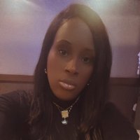 Ash (@ashluvsports) Twitter profile photo