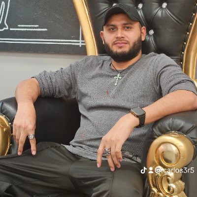 Carlosa27925901's profile picture. 