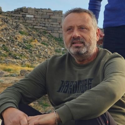 Cücelerle devler arasındaki boya bakmayınız. Yüreğe bakın .
/Sadıklar Planı Tebliğleri