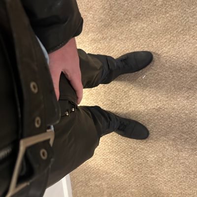 financebrolthr's profile picture. gay kinky finance bro. DMs open.