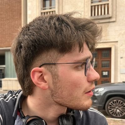 Philo, Tech and Poetry (kind of)
🎼 - Musician-
Github: https://t.co/cV4gnZWaEg