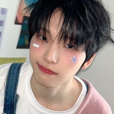 snewpiemayo's profile picture. just a girl, a boy, and a secret third thing