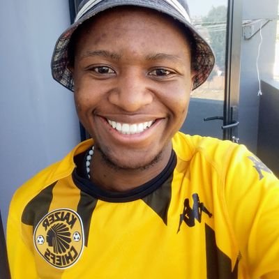 Radio host🎙️|| PR student @UJ🧡|| Kaizer Chiefs fan✌️