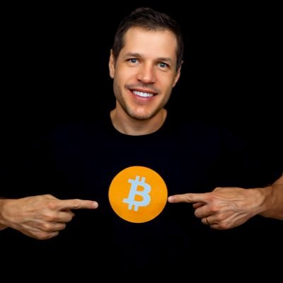 FredericoPoles's profile picture. Olá, me chamo Frederico Poles, sou advogado, empresário, empreendedor e investidor apaixonado por Bitcoin e Criptomoedas.