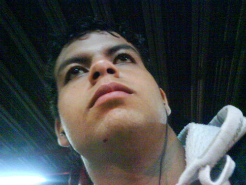 Pai, Líder de manutenção Predial e Programador de bordados.