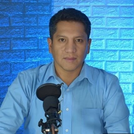 Ex-Asambleísta Departamental por La Paz 🇧🇴2015-2021 #LaPaz #Política #Bolivia Militante y miembro de la Dirección Nacional y Vocero de #UnidadNacional