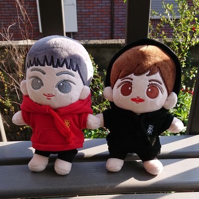 SHINHWAに始まり、東方神起に夢中になって、2PMを追いかけて
NCTの魅力にハマり、
今TREASUREが気になってます😊
好きなK-POPや日常の何気ない事を呟く雑多な垢ですが
よろしくお願いします☺️
fan account