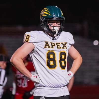6'4- Tight end/Wide Receiver/Defensive End- NC- 220 lbs- '27 Bench: 225, Squat: 335, Power Clean: 225, 100 meter: 12.74, Cell: 919-649-4182. NCAA# 2505617368