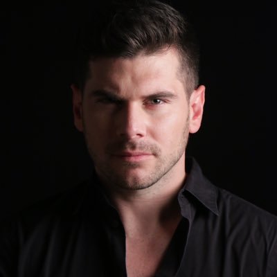 Emprendedor/Candidato Político que no vive de la Política🇵🇾🙏🏻 Creador Podcast Micrófono 🎙️ Libre