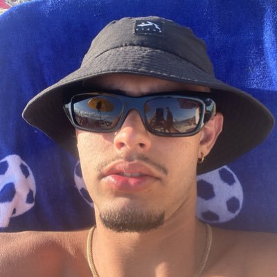 gomezlucaas_'s profile picture. villa luro🌴🌴