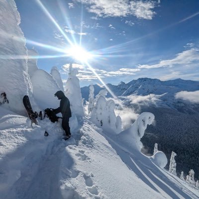 BLBJR25's profile picture. Dad, mountains, sports and music.