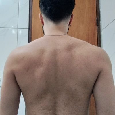NFSW 🔞
PB - 🇧🇷
28y - 1.81 - 73kg
Nerd, gaymer, bearded, otter, thin, hairy , versatile